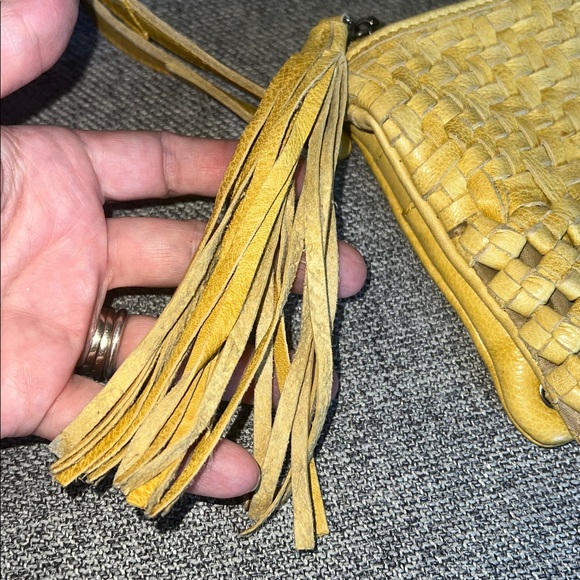 Latico lave Yellow Leather Crossbody good condition with one stain - Picture 3 of 15